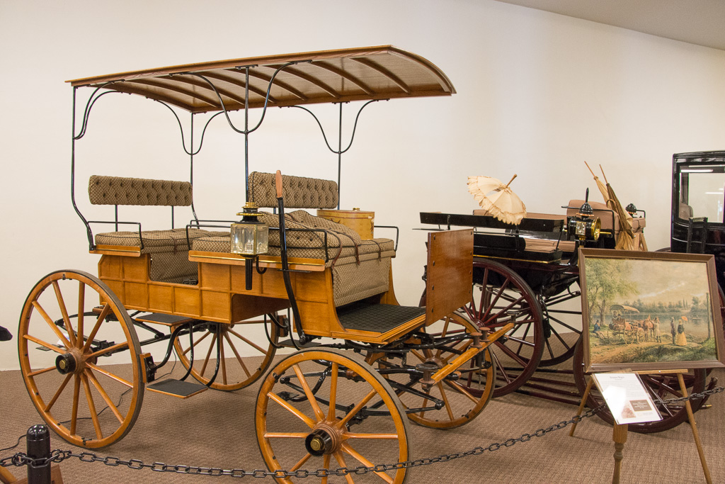 Bronson Wagon (Six-passenger). The design was developed by Mr. William Brewster of the Brewster and Company, New York, for his friend, Frederic Bronson, at whose suggestin Brewster enlarged the double steps, as Mr. Bronson had complained tht he was always bumping his shins on ill-designed carriage steps.