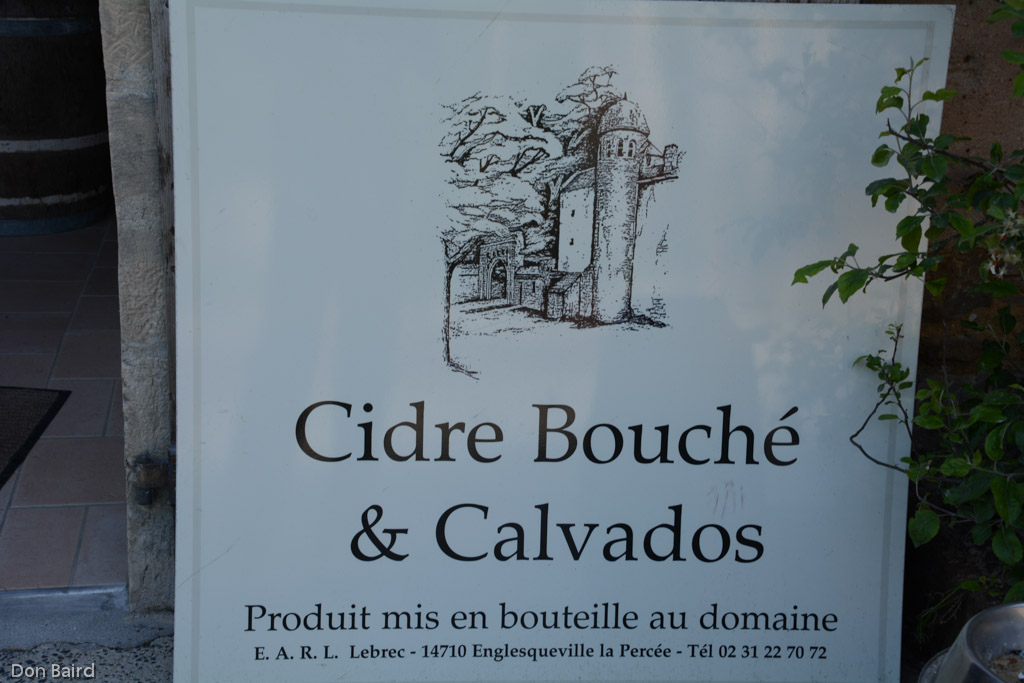 Nearly every farm in Normandy produces its own home-made Cidre Bouché, a sparkling fermented cider aged in oak barrels. Calvados is a potent apple brandy made by distilling cidre and then ageing it in oak barrels.